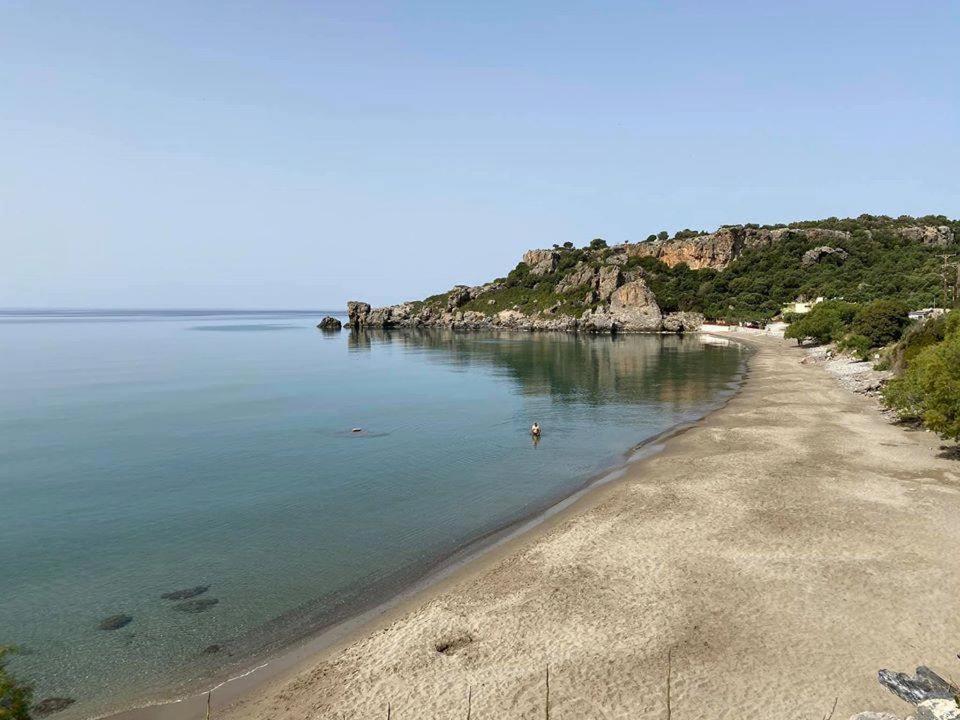 Golden Sun Apartments Rodhákinon Bagian luar foto