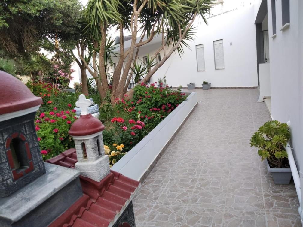 Golden Sun Apartments Rodhákinon Bagian luar foto